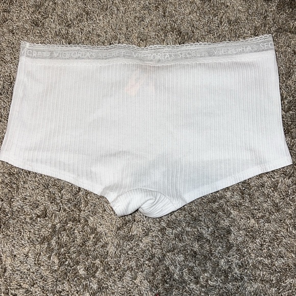 NWT Victoria’s Secret Logo Cotton Lace-Waist Boyshort Logo White Size Medium - Picture 5 of 7